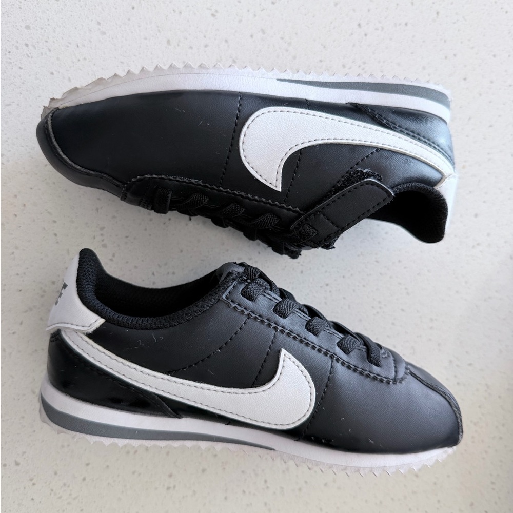 Kids Nike Cortez Black and White Low-Top Sneakers